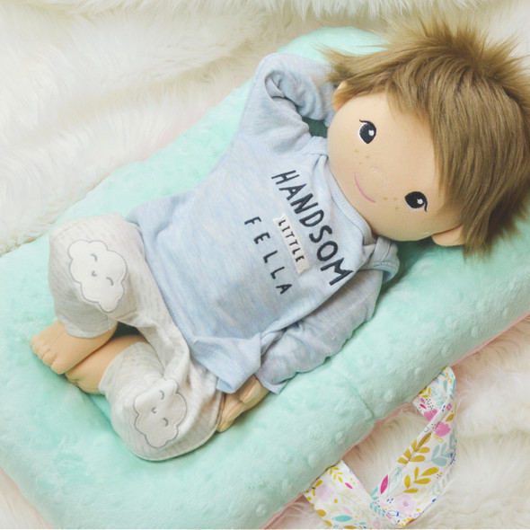 In the Hoop Doll Bed